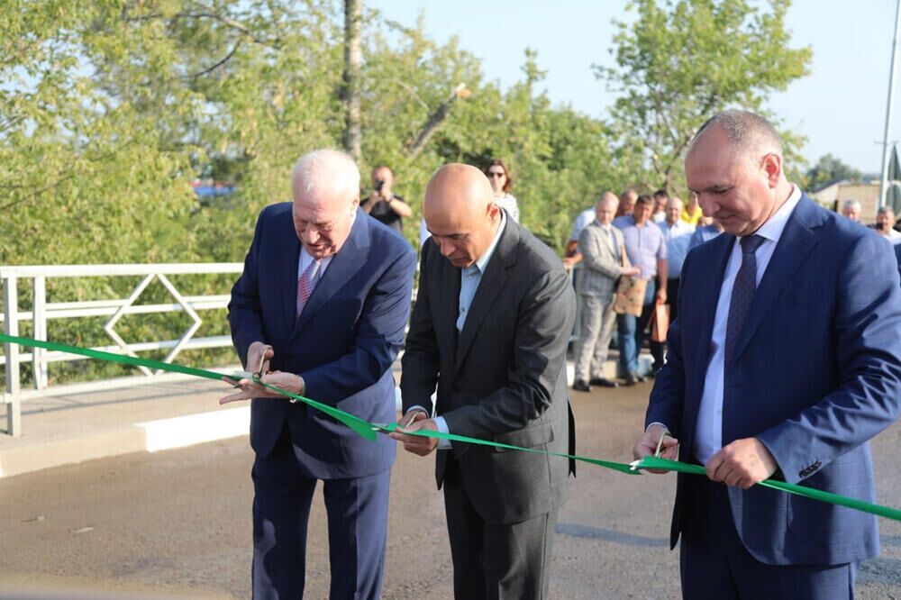 Открытие моста через железнодорожные пути на станции Грязи-Волгоградские - РИА Новости, 1920, 03.09.2021