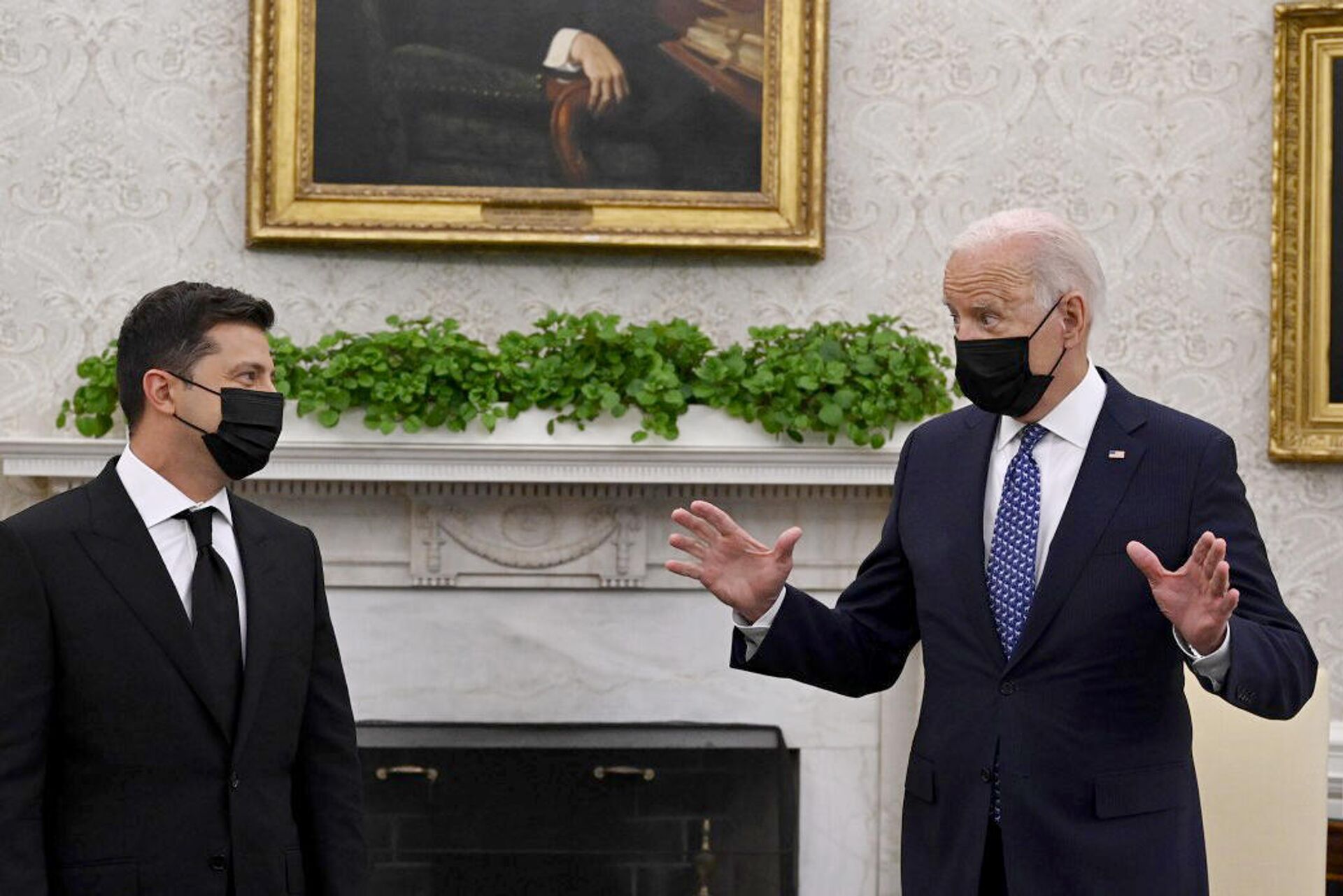 Президент Украины Владимир Зеленский и президент США Джо Байден во время встречи в Белом доме - РИА Новости, 1920, 06.09.2021