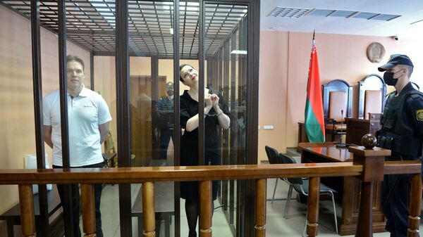 Мария Колесникова и Максим Знак во время вынесения приговора в Минском областном суде