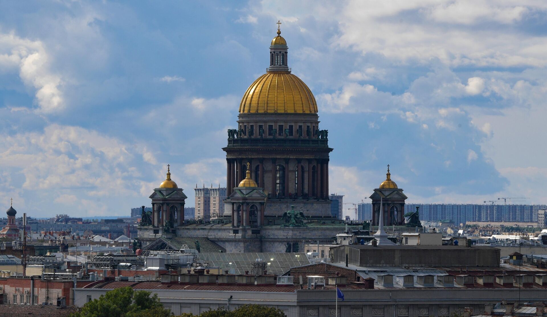 Вид на Исаакиевский собор в Санкт-Петербурге Вид на Исаакиевский собор в Санкт-Петербурге - РИА Новости, 1920, 16.12.2025
