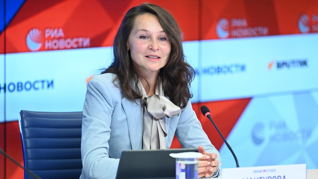 © РИА Новости / Нина Зотина<br>Наталья Мантурова на онлайн-конференции на тему: 