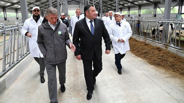 Губернатор Тверской области Игорь Руденя посетил племенную ферму