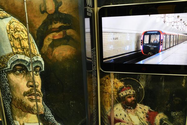 В вагоне тематического поезда, посвященного 800-летию со дня рождения князя Александра Невского