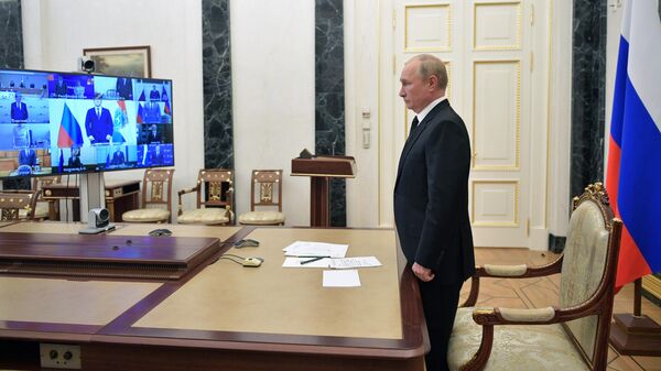 Президент РФ Владимир Путин проводит заседание Российского организационного комитета Победа