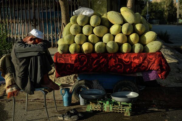 Продавец фруктов в Кабуле 
