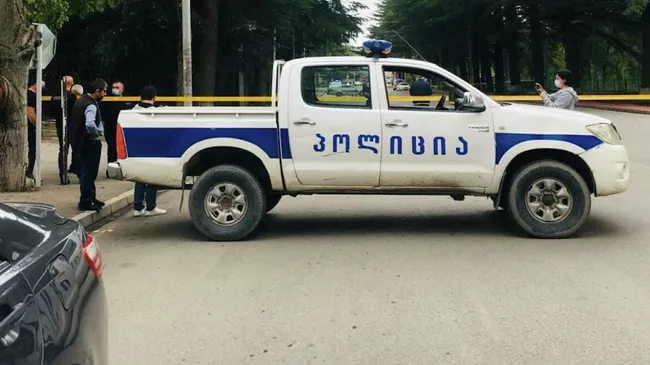 На месте захвата заложников в филиале Банка Грузии в городе Кварели