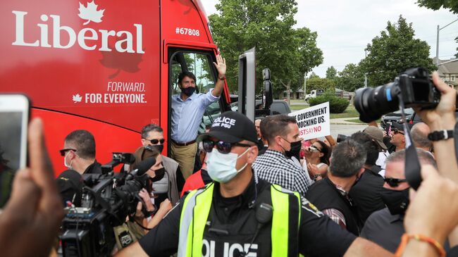 Премьер-министр Канады Джастин Трюдо во время предвыборной кампании в Ноблтоне