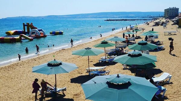 Пляж Золотые Пески в Крыму
