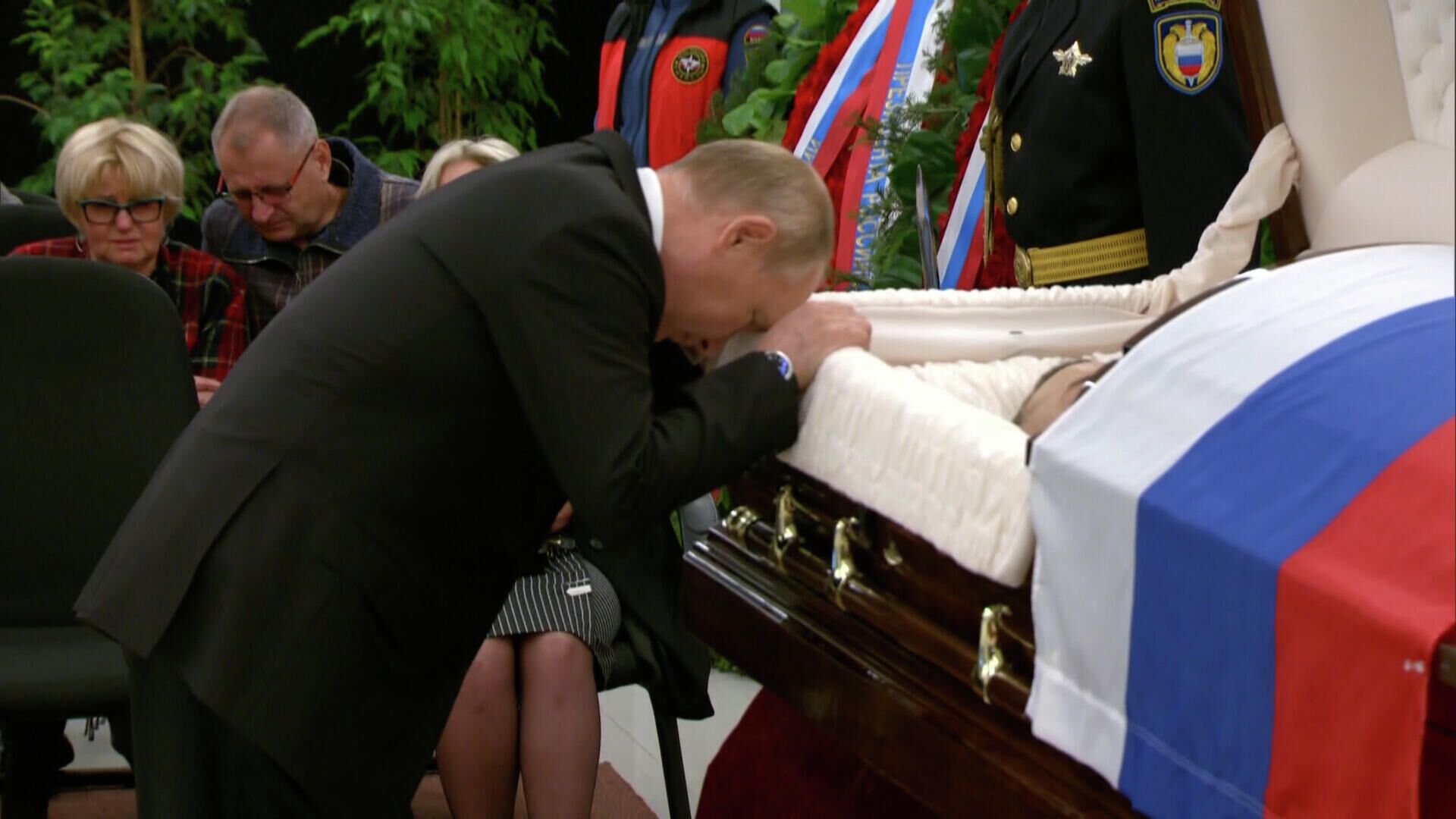Евгений Николаевич Зиничев похороны Путин