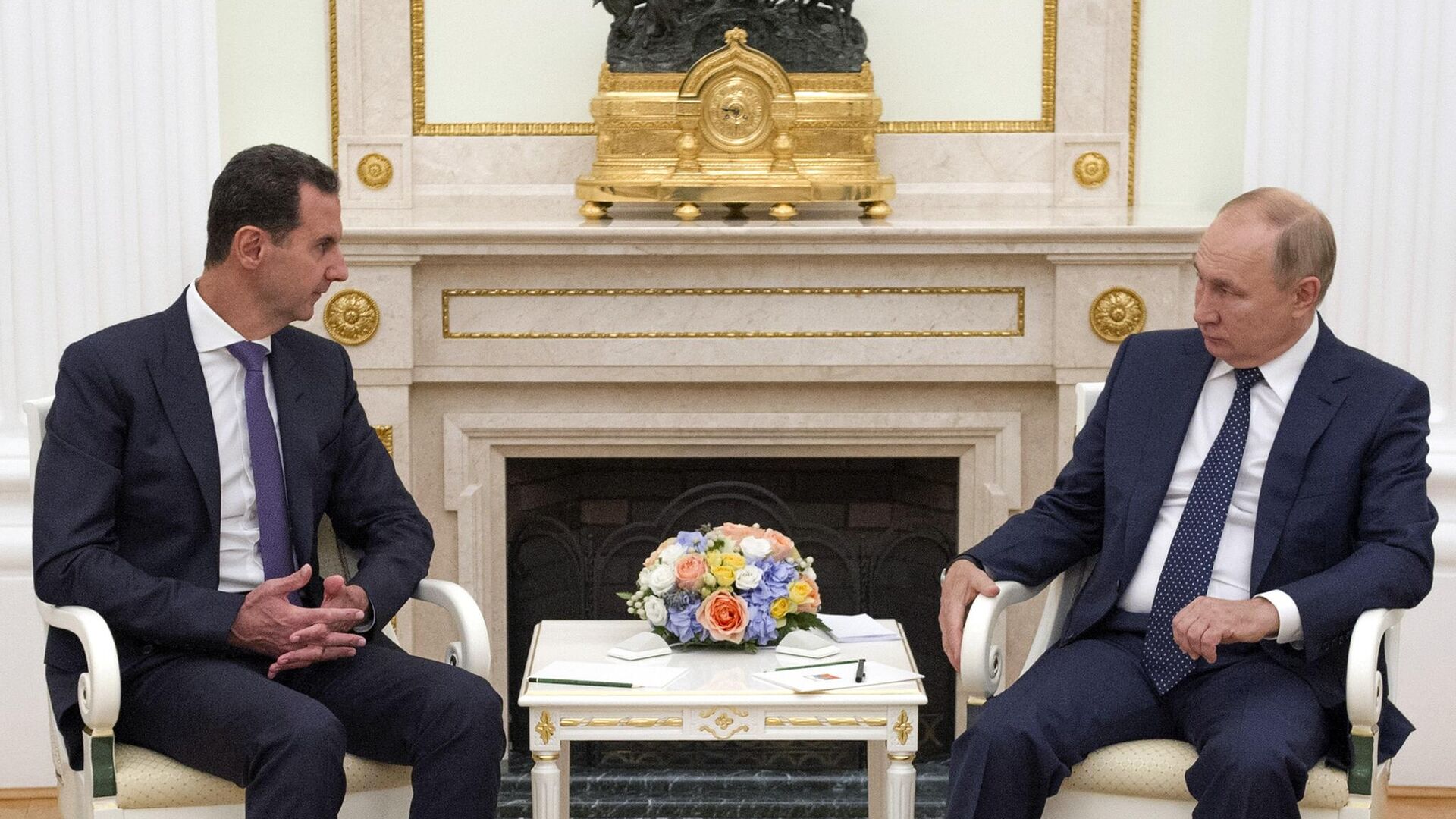 Президент РФ Владимир Путин и президент Сирии Башар Асад во время встречи - РИА Новости, 1920, 14.09.2021