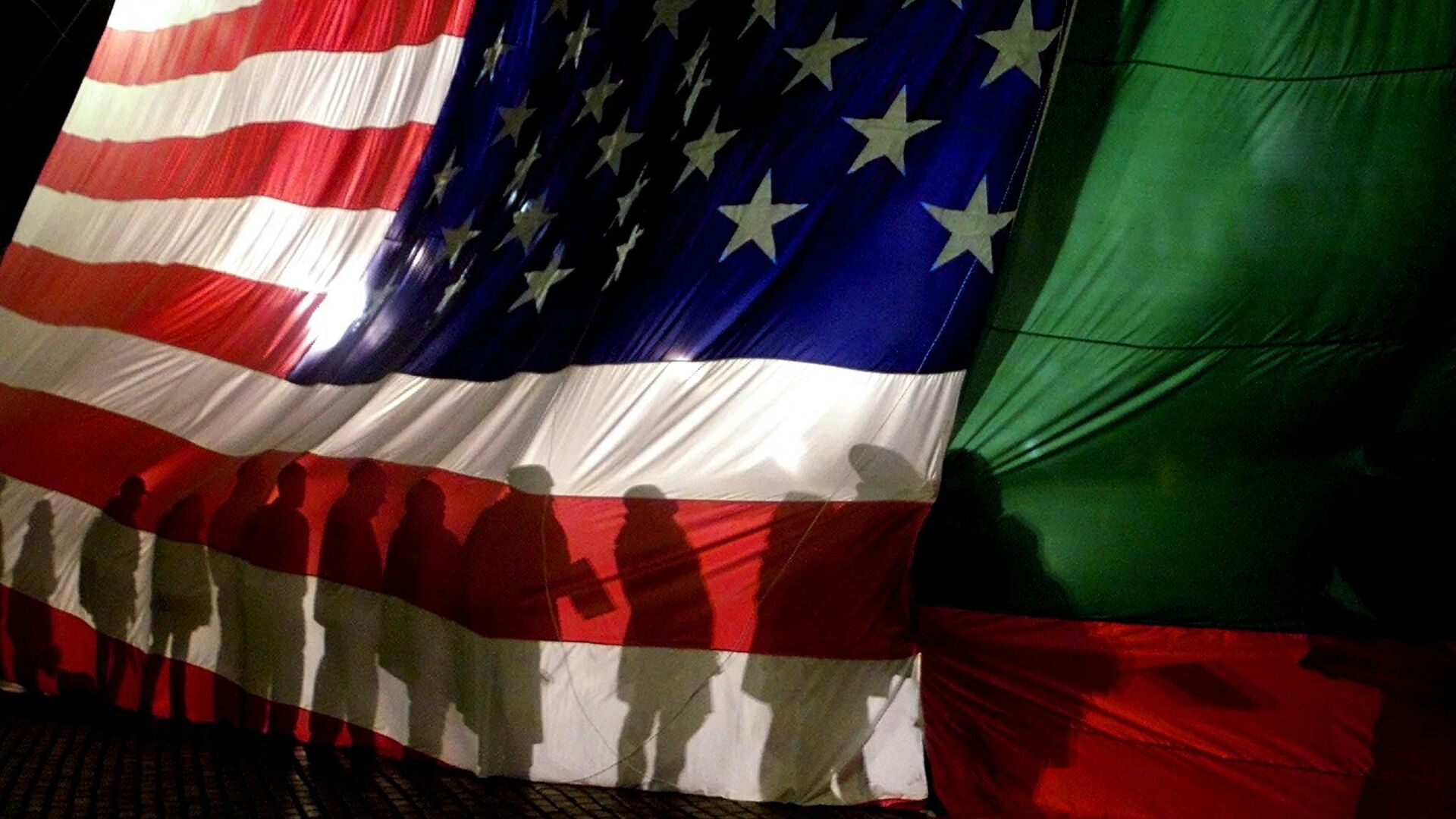 Флаги США и Болгарии в Софии - РИА Новости, 1920, 14.09.2021