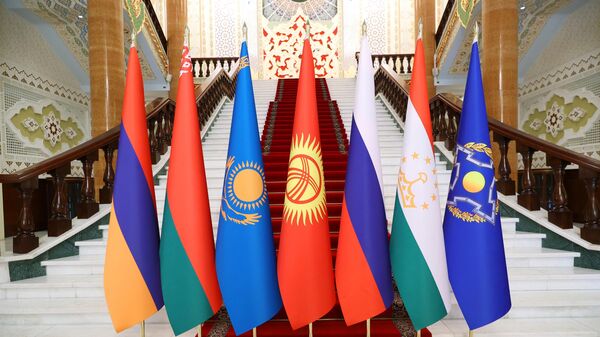 Флаги стран-участниц заседания Совета коллективной безопасности Организации Договора о коллективной безопасности