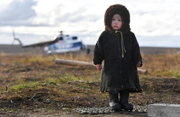 Ребенок в одном из поселков Ямало-Ненецкого автономного округа