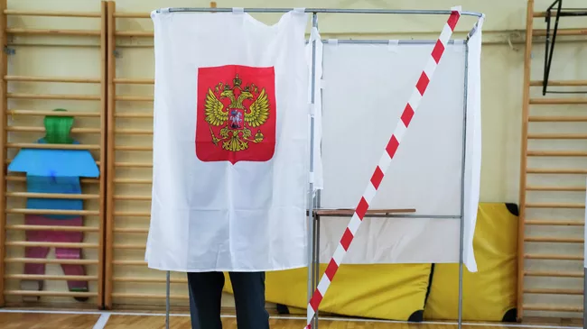 Во время голосования на выборах в Госдуму на избирательном участке в Москве