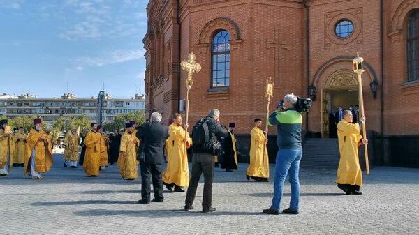 Освящение Александро-Невского собора во главе с Патриархом Кириллом
