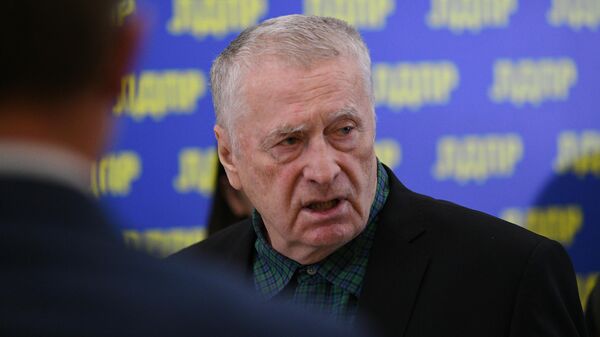 Лидер партии ЛДПР Владимир Жириновский во время посещения штаба ЛДПР 