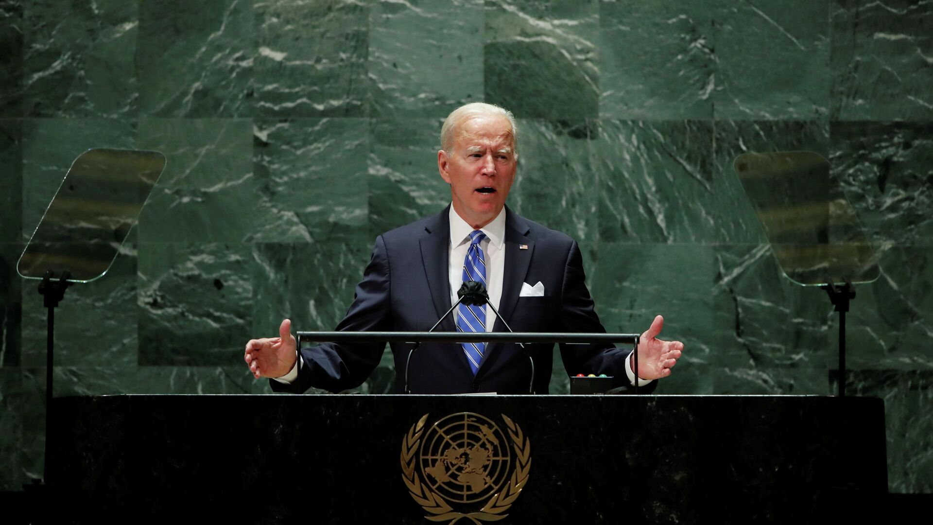 Президент США Джо Байден выступает на сессии Генеральной Ассамблеи ООН в Нью-Йорке - РИА Новости, 1920, 22.09.2021