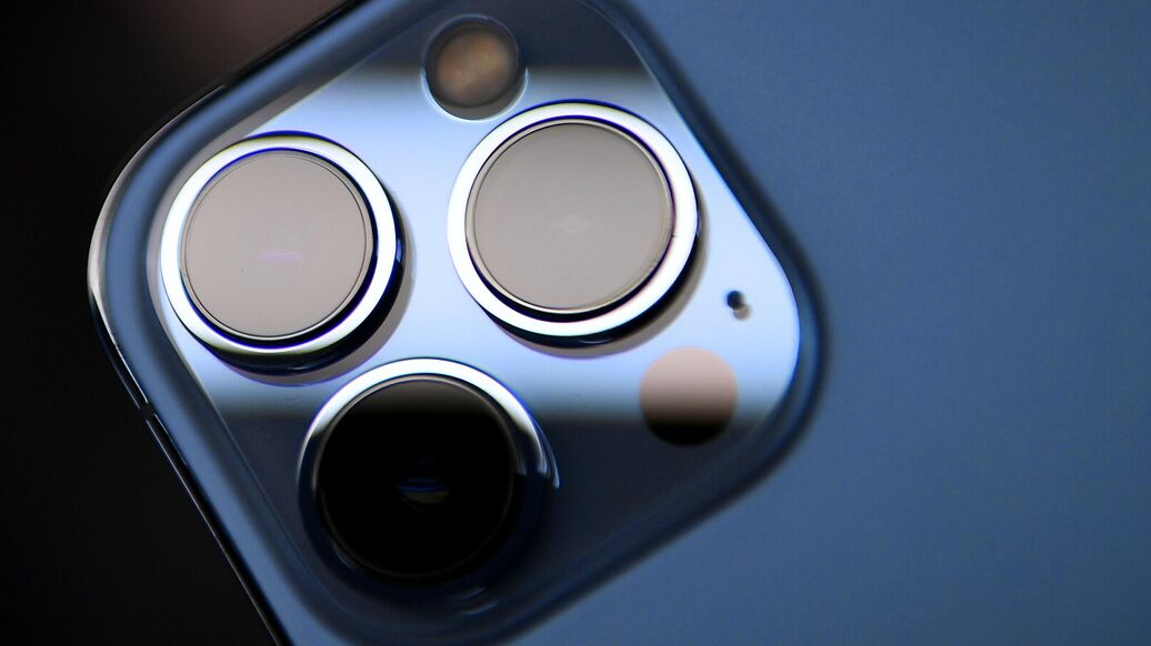 Ученые открыли эффект, способный удешевить производство камер смартфонов