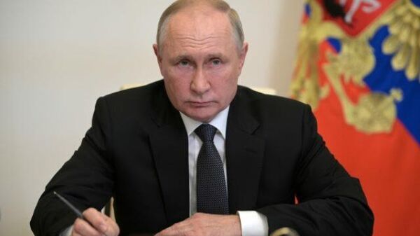LIVE: Встреча Путина с лидерами политических партий, прошедших в Госдуму