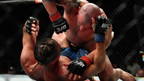 Волкановски против Ортеги на UFC 266 Волкановски против Ортеги на UFC 266