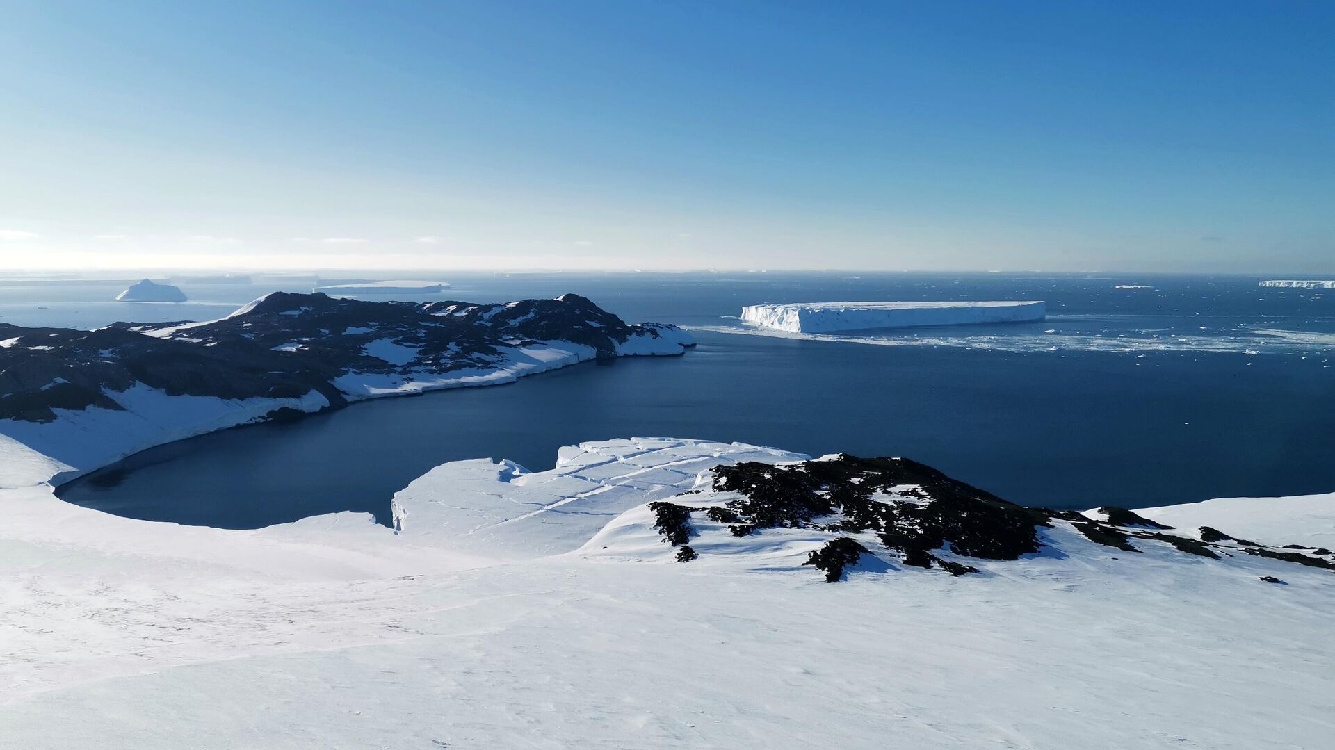 Уральские ученые отправятся в Антарктиду на поиски метеоритов