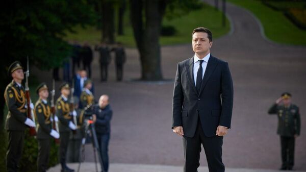 Президент Украины Владимир Зеленский почтил память жертв массовых расстрелов в Бабьем Яру