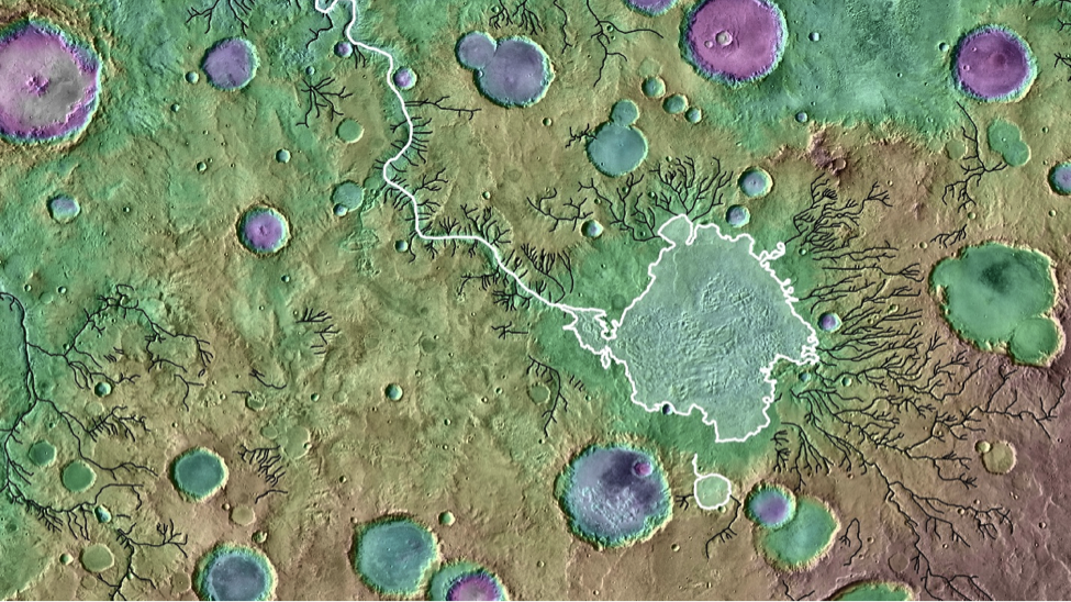 Раскрашенная топографическая карта фрагмента поверхности Марса, полученная с помощью лазерного высотомера космического зонда Mars Orbiter. Белыми линиями обозначены контуры бывших кратерных озер и прорывной каньон, черными - прочие речные долины. Размер изображения - примерно 650 километров в поперечнике - РИА Новости, 1920, 29.09.2021