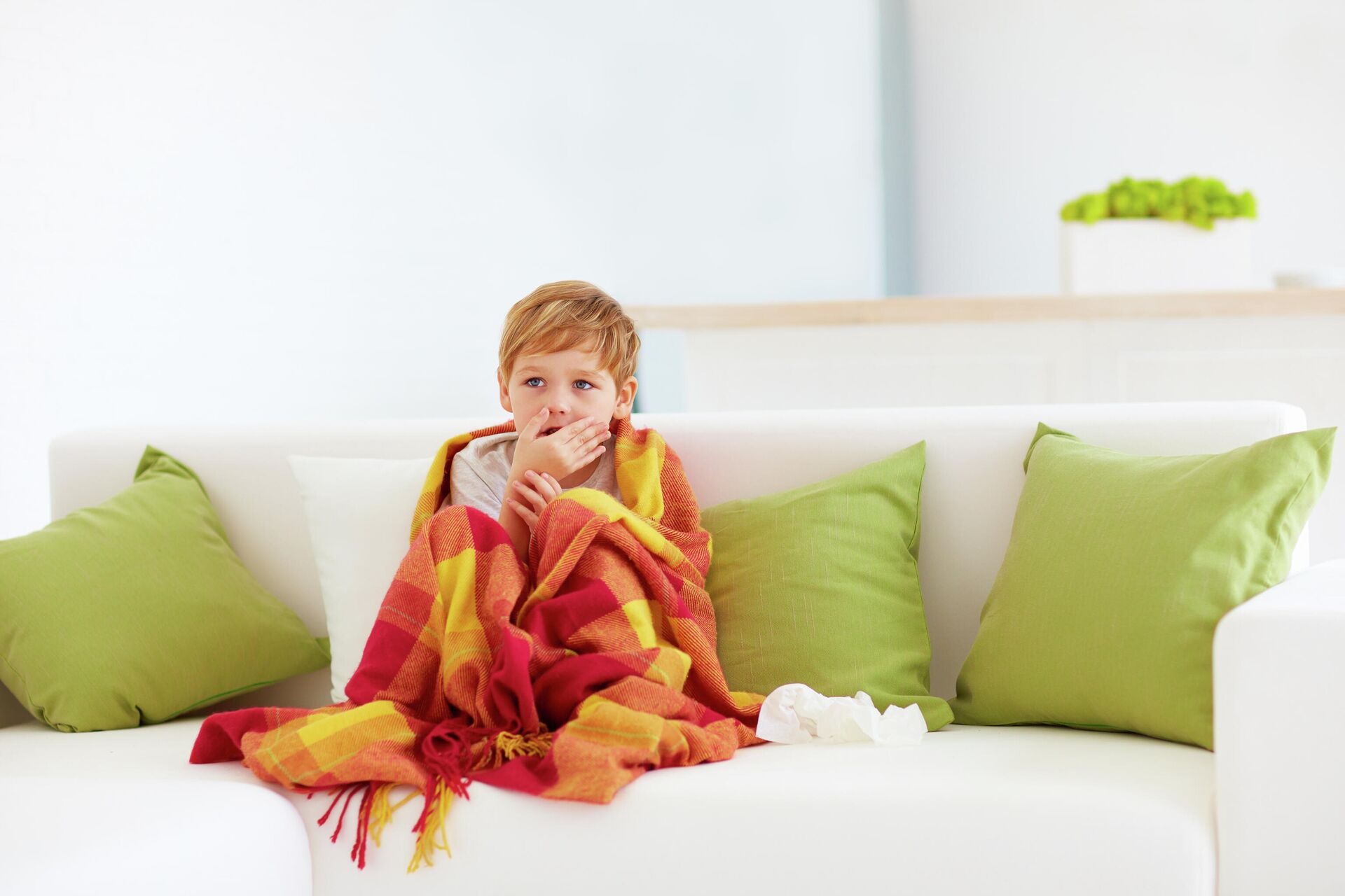 Сухой кашель у ребенка: причины, симптомы и чем лечить