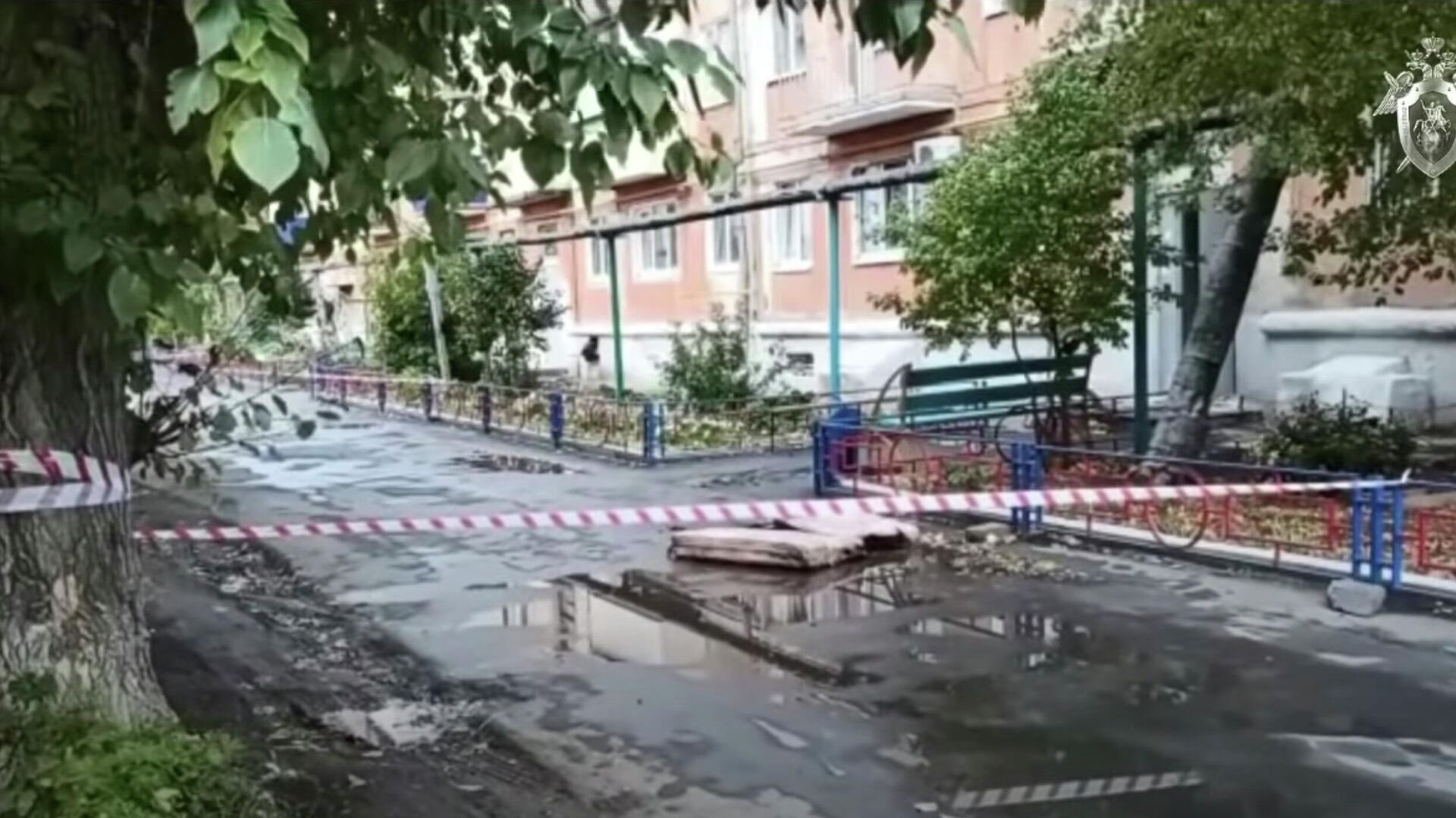 На месте убийства трех девушек в Оренбургской области. Кадр видео - РИА Новости, 1920, 02.10.2021