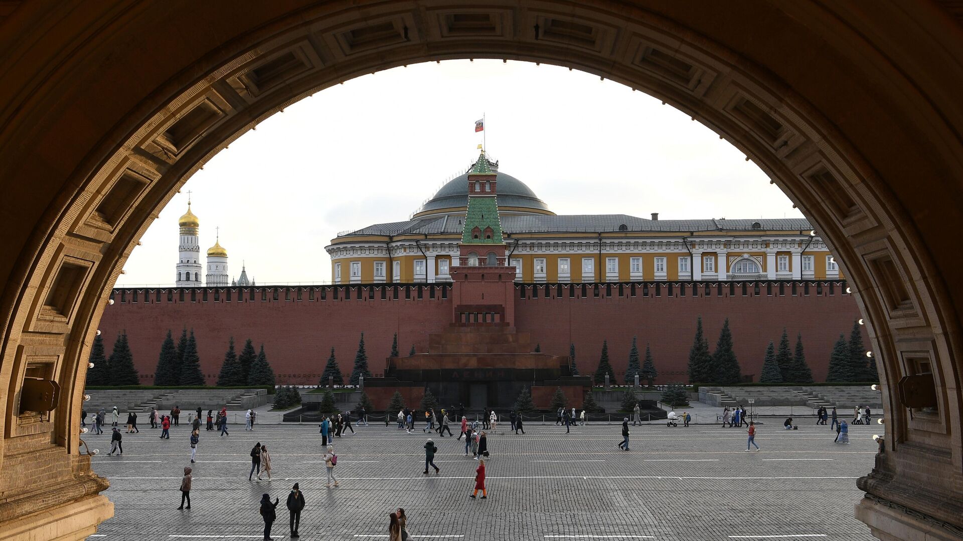 Вид на Красную площадь и Кремль в Москве - РИА Новости, 1920, 02.10.2021