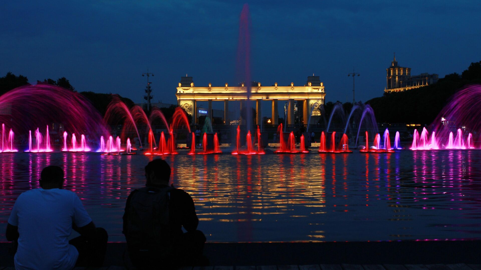 Парк Горького Москва фонтан