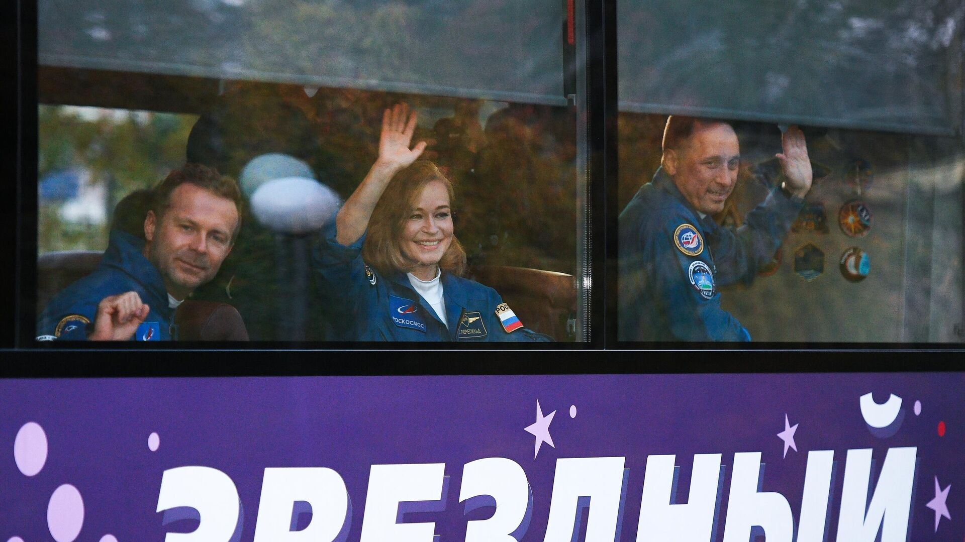 Командир "киноэкипажа" доложил Рогозину о готовности к старту