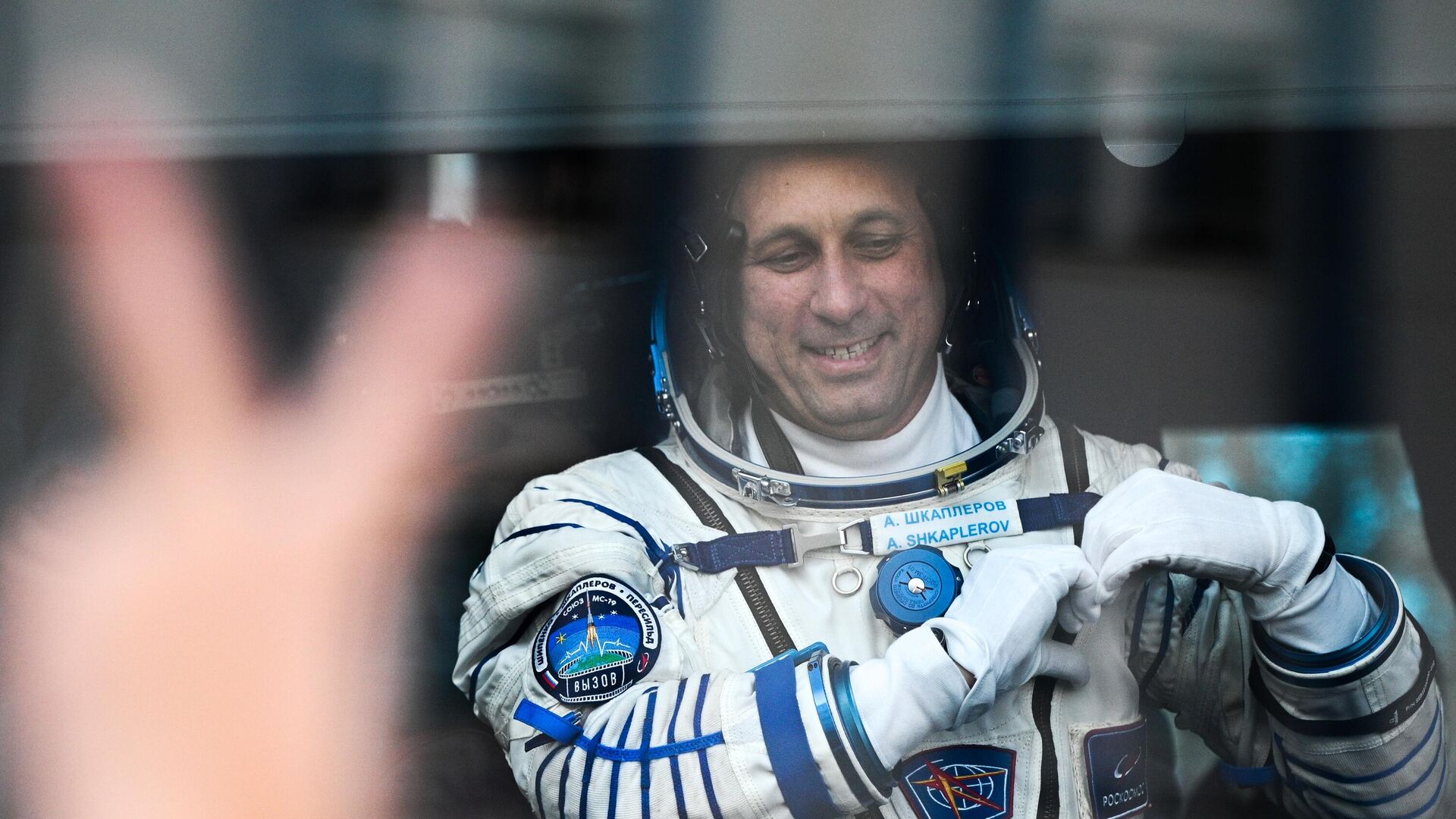 Член основного экипажа 66-й экспедиции на Международную космическую станцию космонавт Антон Шкаплеров перед стартом космического корабля Союз МС-19 на космодроме Байконур - РИА Новости, 1920, 06.11.2021