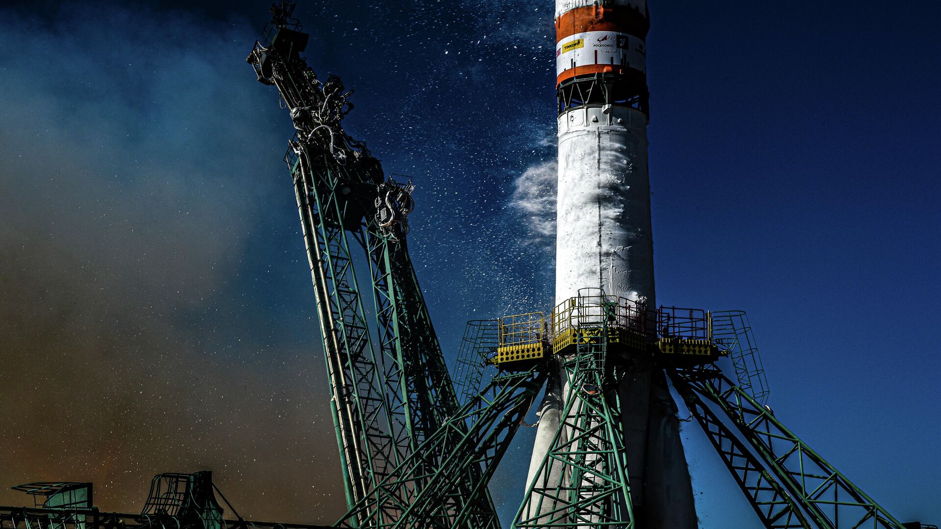 Запуск ракеты-носителя с космическим кораблем Союз МС-19 со стартового комплекса Восток No31 космодрома Байконур - РИА Новости, 1920, 05.10.2021