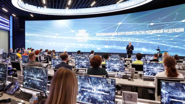Председатель правительства РФ Михаил Мишустин во время встречи с российскими финалистами Международного студенческого ЧМ по программированию