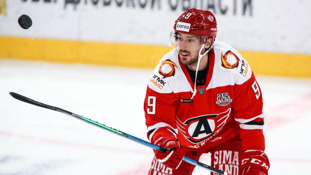 Блэкер продолжит выступать за "Автомобилист"