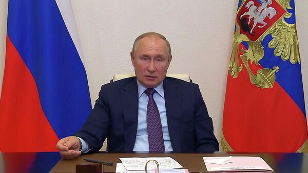 Путин: нужно полностью соблюдать контрактные обязательства по транзиту газа 