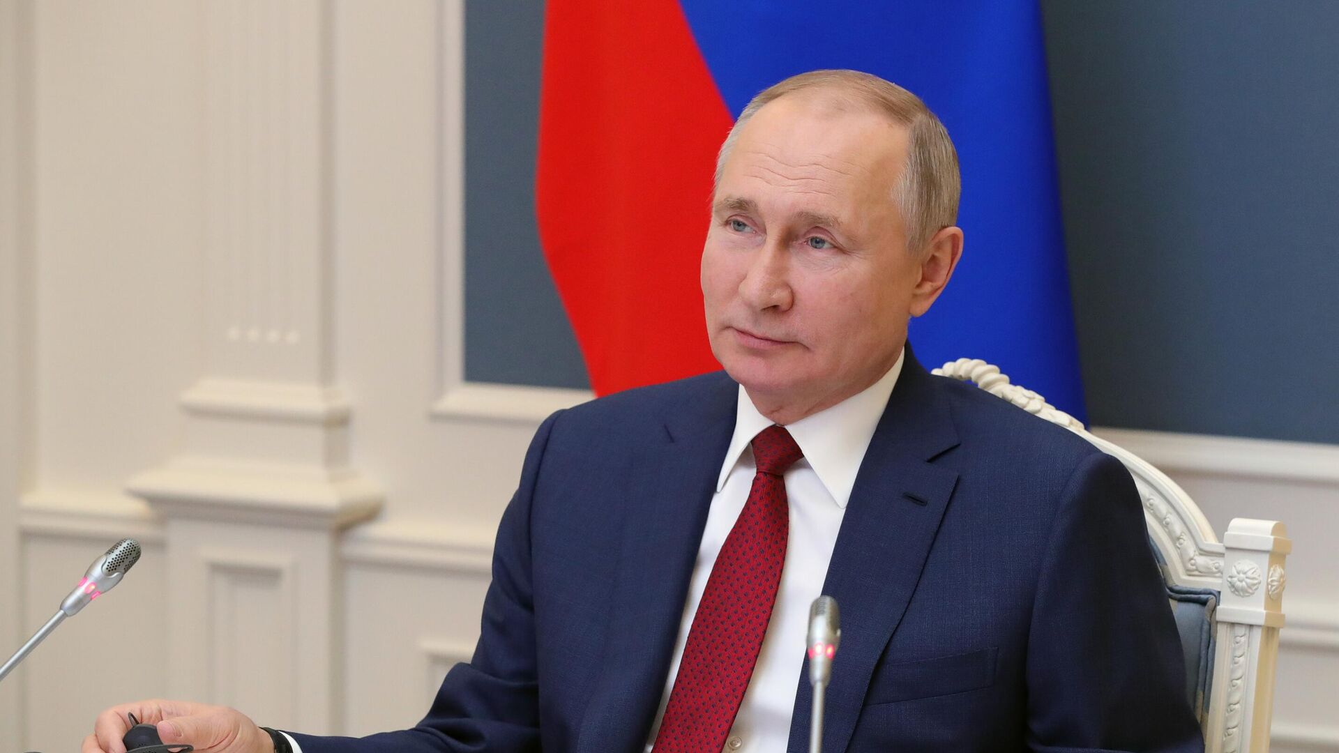 Путин назвал подъем доходов граждан главной задачей России