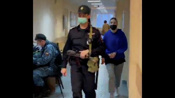 Валерии Башкировой продлили арест. Видео из здания суда