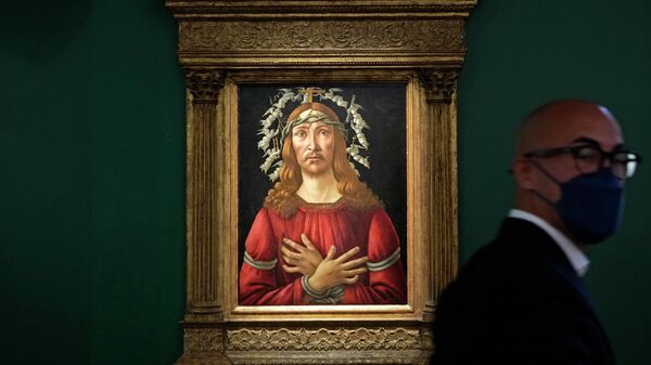 Картина Человек печали итальянского художника эпохи Возрождения Сандро Боттичелли, которая выставлена на аукционной выставке Sotheby's в Гонконге
