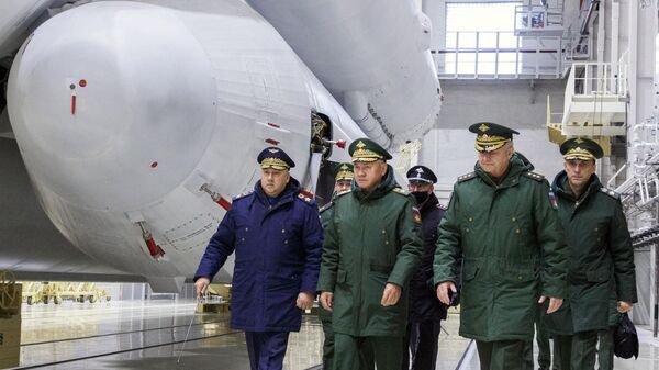 Министр обороны РФ Сергей Шойгу, находящийся с рабочей поездкой на космодроме Плесецк