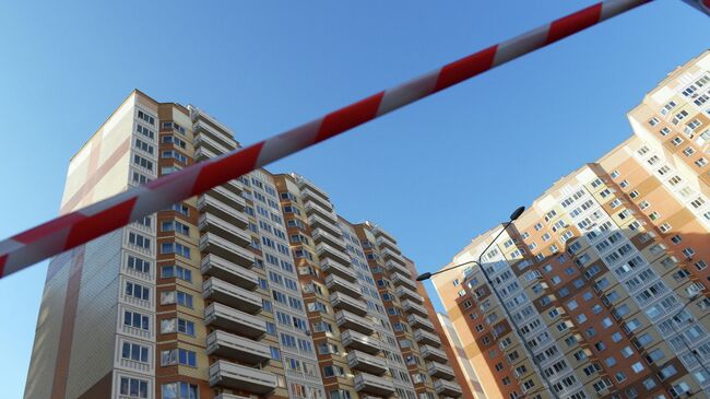 Жилой дом на улице Левобережной в Москве, где были обнаружены тела женщины и двух детей