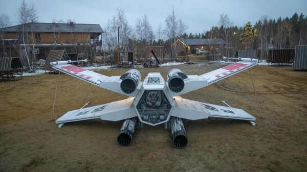 Корабль повстанцев из Звёздных войн - Крестокрыл (X-Wing), сделанный косплеерами из Якутии