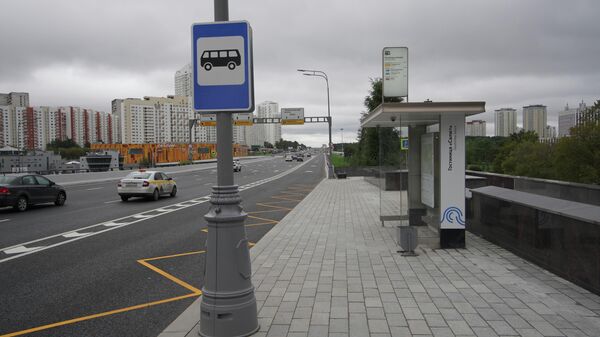Новый остановочный павильон на Ленинском проспекте