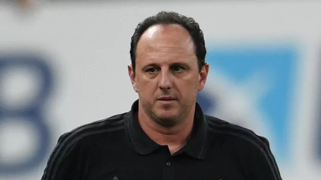 Flamengo's coach Rogerio Ceni gestures during the Carioca Championship 2021 final match agaist Fluminense at the Maracana stadium, in Rio de Janeiro, Brazil, on May 22, 2021, which is played behind closed doors as a mesure to combat COVID-19 coronavirus pandemic. (Photo by MAURO PIMENTEL / AFP)