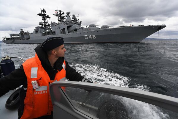 Большой противолодочный корабль Адмирал Пантелеев во время российско-китайских учений Морское взаимодействие – 2021 в Японском море