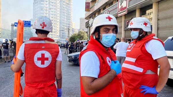 Медики на улице Бейрута