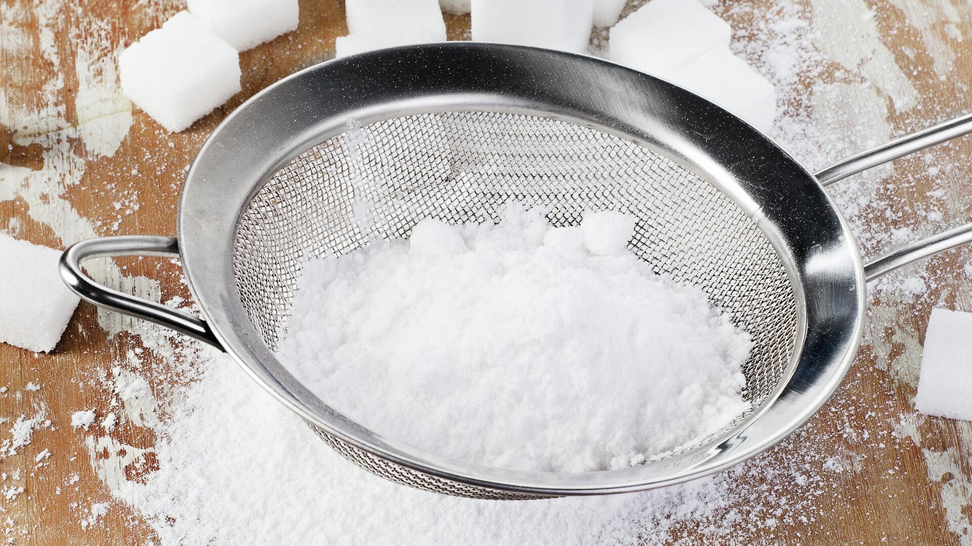 Можно ли заменить сахарную пудру сахаром. Сахарная пудра. Аппарат для сахарной пудры. Сахар и сахарная пудра. Сахарная пудра в Турции.