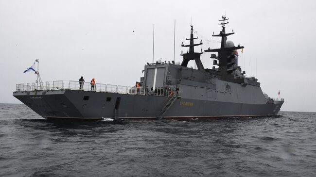 Российские и китайские корабли провели стрельбы в Южно-Китайском море
