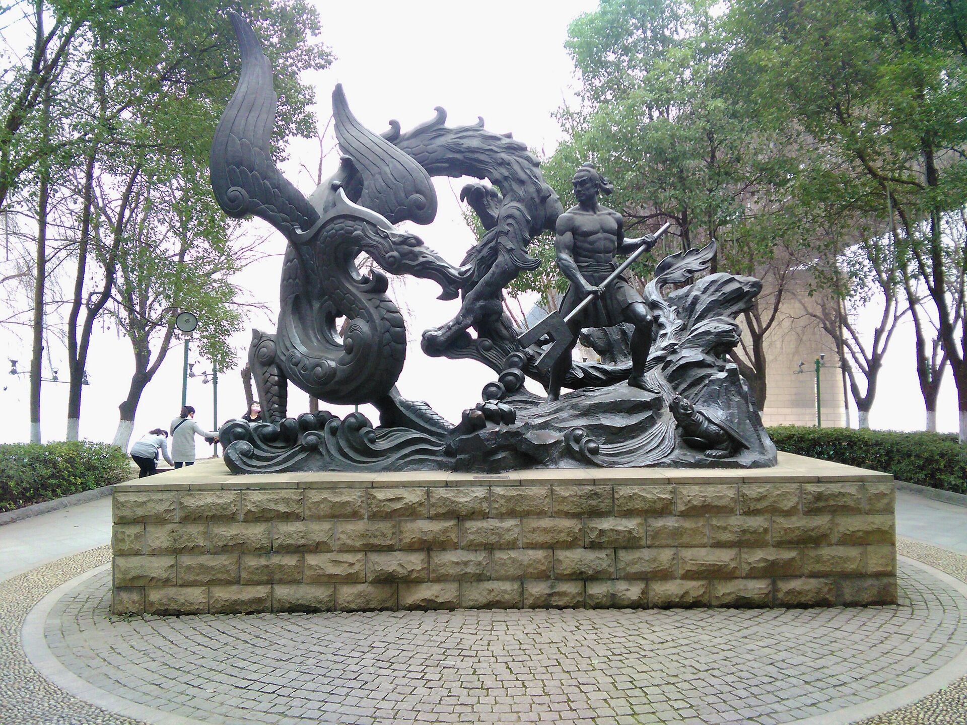 Скульптура в парке Уханя - РИА Новости, 1920, 15.10.2021